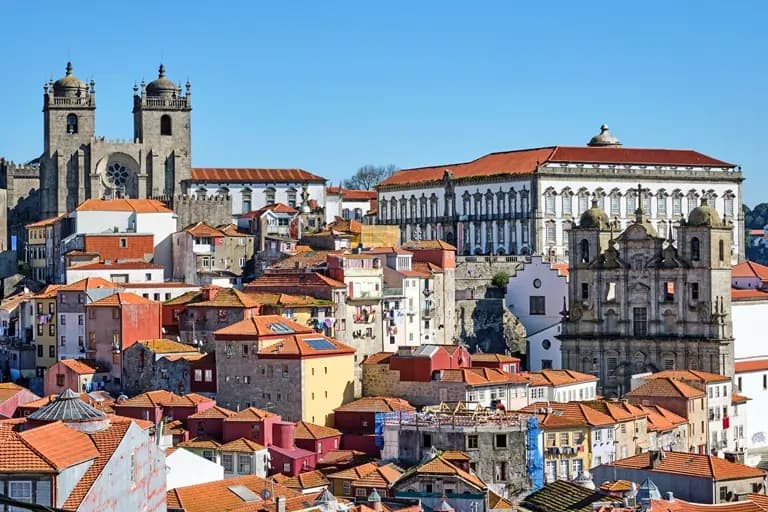 Buying property in Portugal