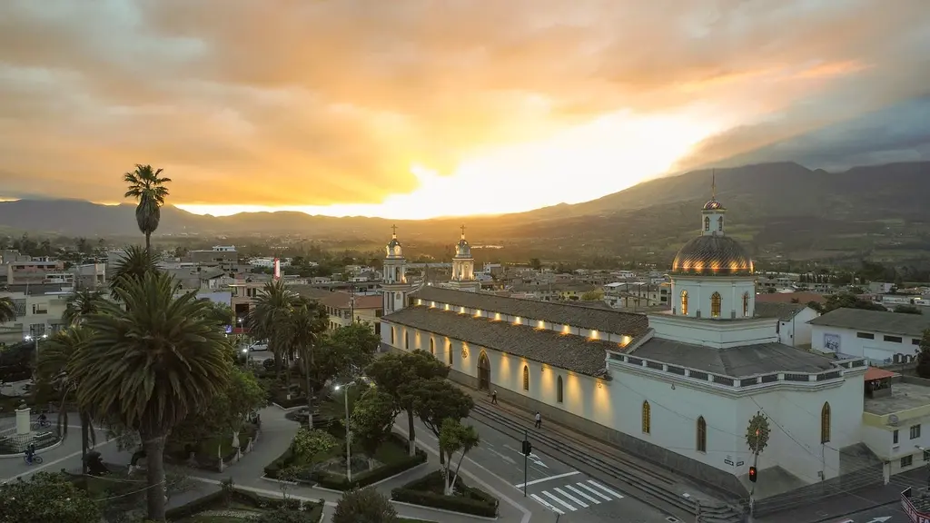 Ecuador: Diverse Landscapes and Low Living Costs