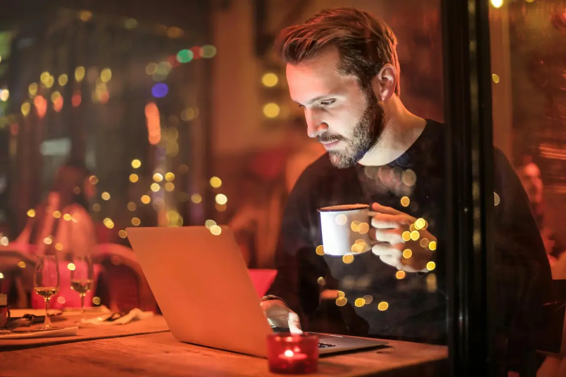 Portugal D8 vs D2 Visa: Digital Nomad vs Entrepreneur Route