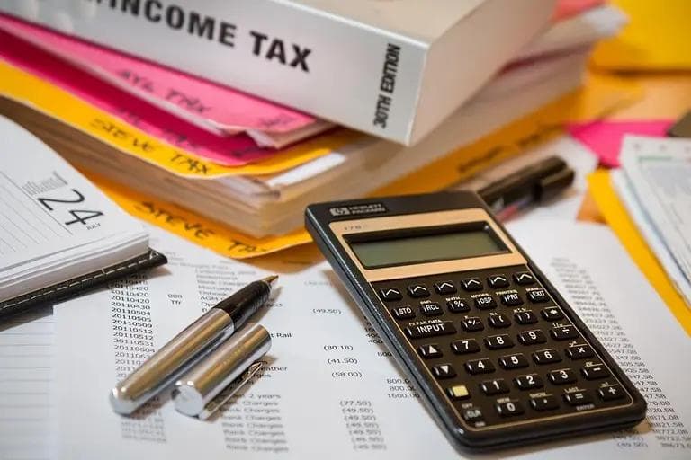 Taxes in Portugal 2026: Income Tax Rates, Capital Gains & Expat Guide